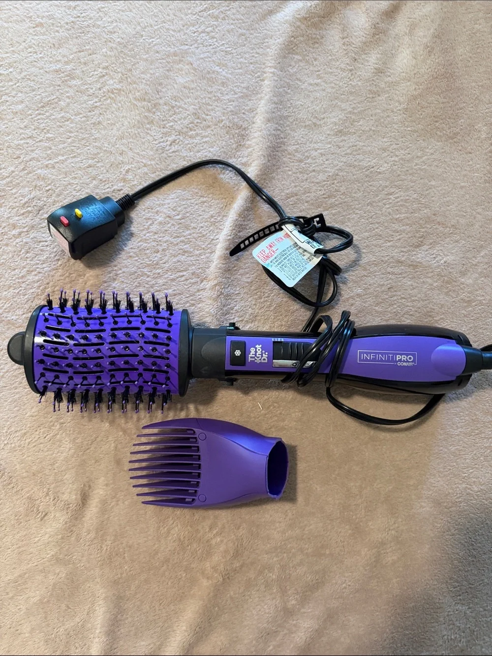 Infiniti Pro “The Knot Dr” by Conair Purple Hot Air Round Brush